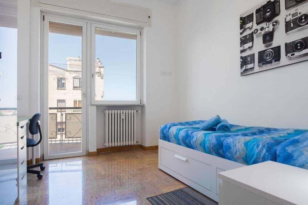 Apartamento entero, Roby's House - Your Cozy Shelter Near Vallelunga Racetrack in Cappuccini, Viterbo