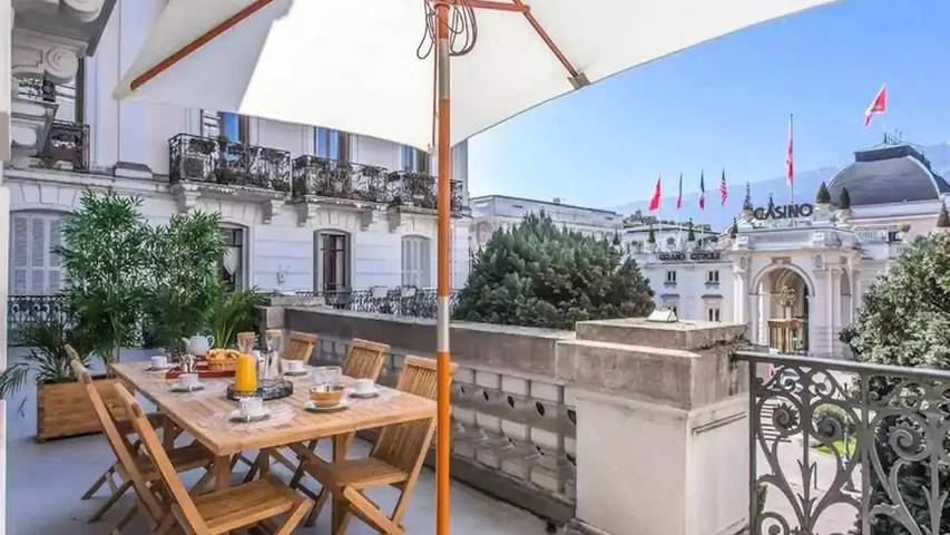 Gîte pour 7 personnes, avec Balcon et Terrasse dans Casino Grand Cercle