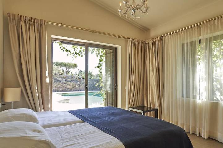 Ferienhaus für 10 Personen, mit Terrasse und Garten in Cadaques - 2
