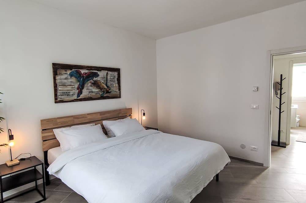 Appartamento intero, Accogliente appartamento per 4 ospiti con Wifi, Tv, patio, animali ammessi e parcheggio in Trento, Trentino