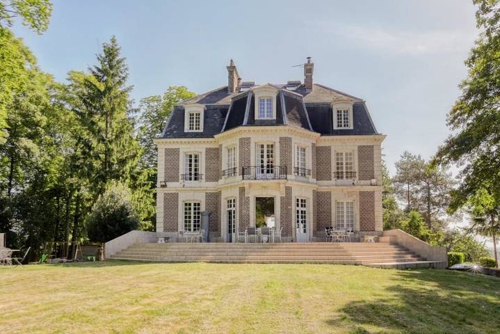 Gîte pour 6 personnes, avec Terrasse ainsi que Jardin et Vue à Avesnes-en-Bray