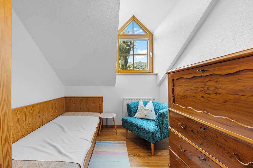 Private lake house Ossiachersee • Own bathing jetty - 4 bedrooms | 6 guests in Steindorf am Ossiacher See, Oberkärnten