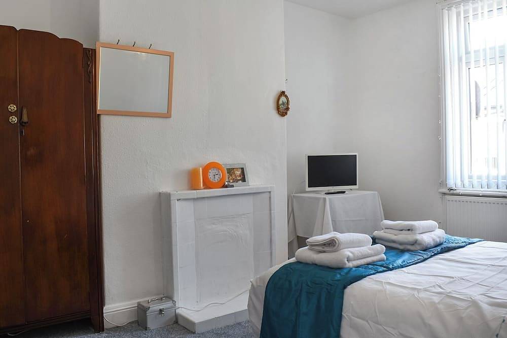 2 bedroom accommodation in Saltburn-by-the-Sea in Saltburn by the Sea, Redcar and Cleveland