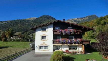 Ferienhaus für 4 Personen, mit Balkon in Walchsee