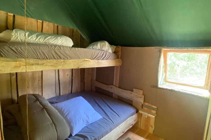 Gîte pour 10 personnes, avec jardin et jacuzzi à Saint-Éloy-les-Tuileries - 2