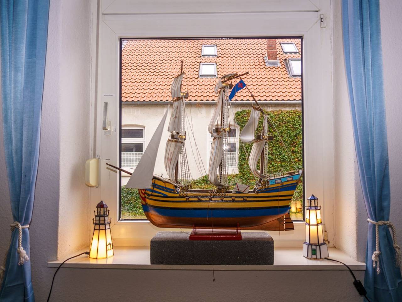 Ganze Ferienwohnung, 203 maritimes Ferienhaus  am Fuße der Kw Brücke in Wilhelmshaven, Südliche Nordseeküste