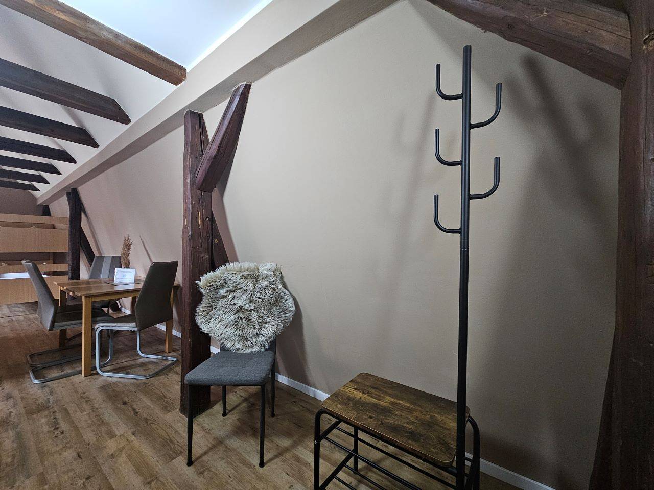 Ganze Ferienwohnung, Gasthof/ Gästehaus am Storchenturm - 5-Bett-Zimmer in Wartburg, Eisenach