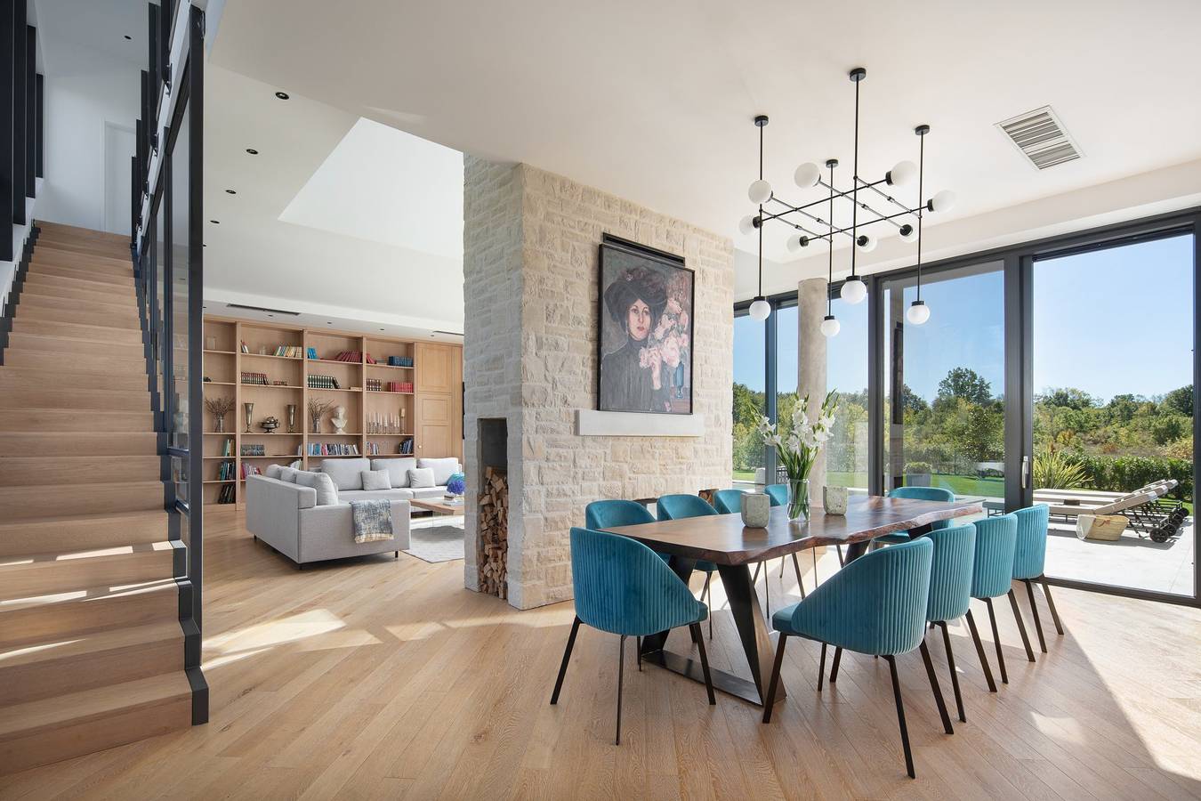 Astounding Istra Villa | 4 Bedrooms | Villa Mediterranean Influence in Sveti Lovreč Pazenatički, Zentralistrien