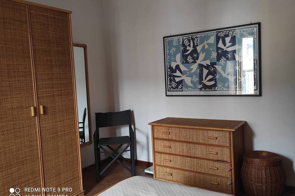 Apartamento entero, Frente al parque, con aparcamiento privado gratuito y uso de 2 bicicletas. in Mantua, Provincia de Mantova