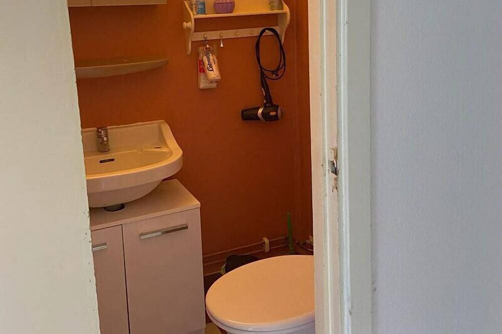 Ganze Wohnung, Gemütliche Ferienwohnung in Småland am Badesee in Kronoberg
