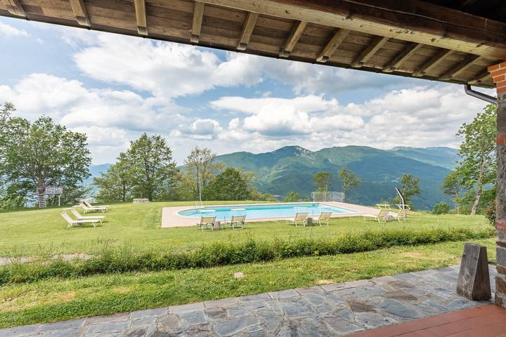 Appartamento per 9 persone, con Giardino a San Marcello Pistoiese
