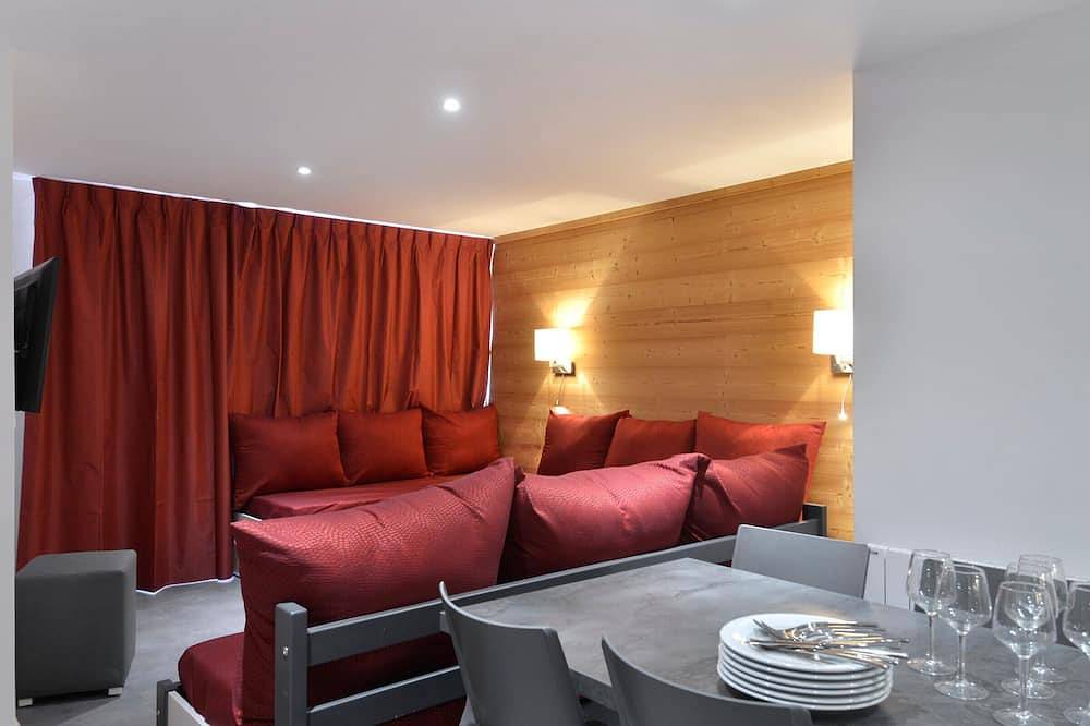 Apartamento entero, Apartamento renovado, centro estación, balcón, mascotas permitidas in La Plagne, La Plagne-Tarentaise