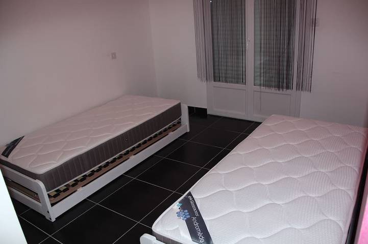 Location de vacances pour 8 personnes, avec terrasse et jardin à Sarrola-Carcopino - 2