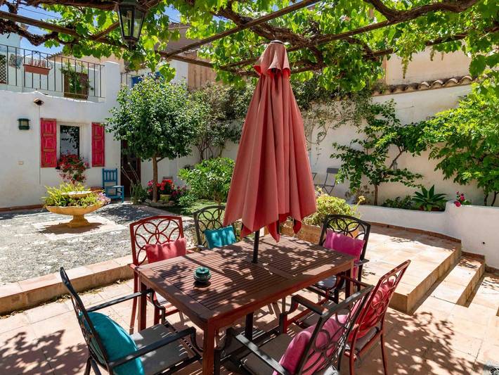 Casa rural para 6 personas, con Terraza y Jardín en Nigüelas