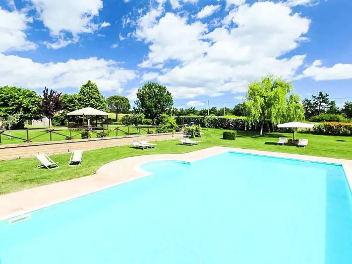 Ferienwohnung für 4 Personen, mit Garten und Pool in Latium - 2