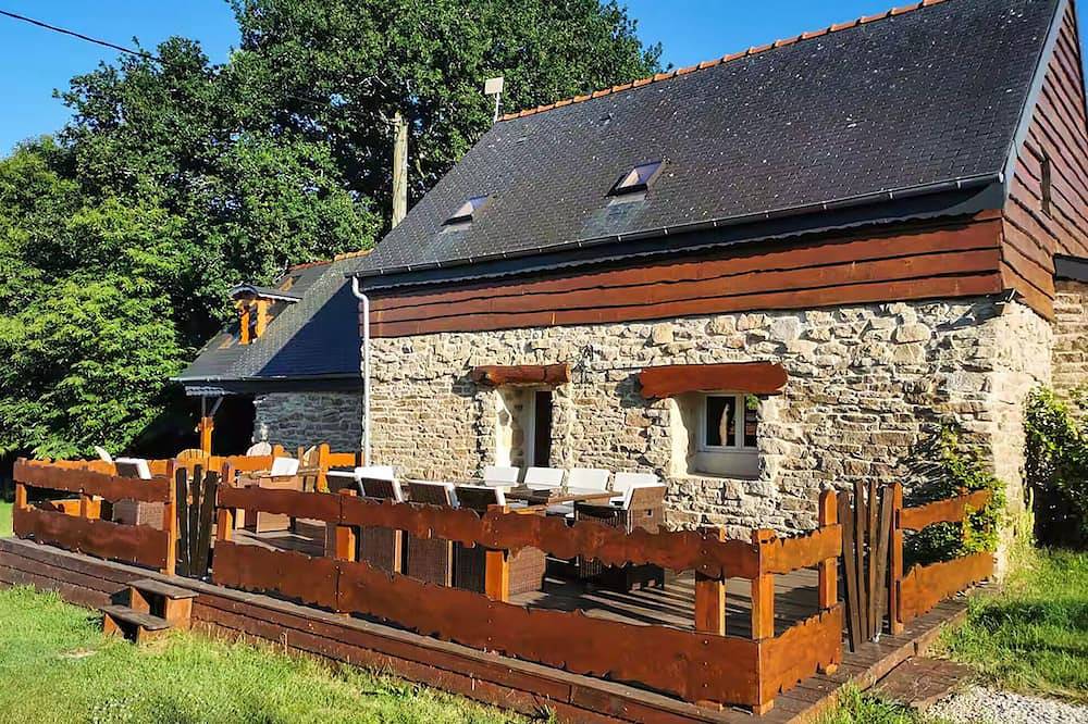Maison confortable de 4 chambres à Rosporden in Rosporden, Région de Quimper