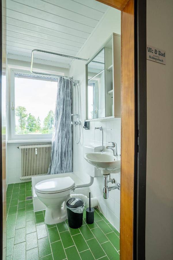 Ferienwohnung für 2 Personen, mit Balkon und Terrasse sowie Garten und Ausblick in Schörfling am Attersee - 2