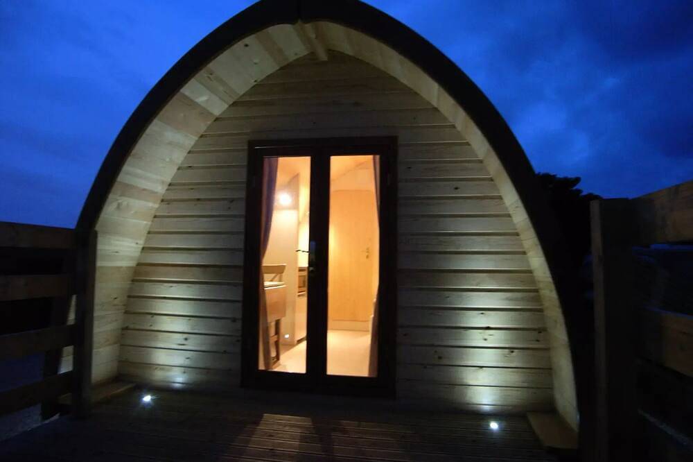 Camping pour 4 Personnes dans Chamberet, Massif central