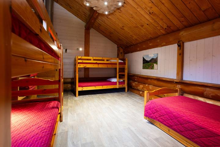 Ferienhaus für 14 Personen, mit Terrasse und Garten sowie Sauna in La Bresse - 4