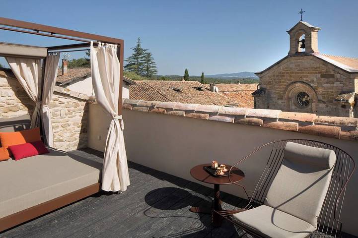 Location de vacances pour 2 personnes, avec terrasse ainsi que jacuzzi et piscine, animaux acceptés à Martignargues - 3