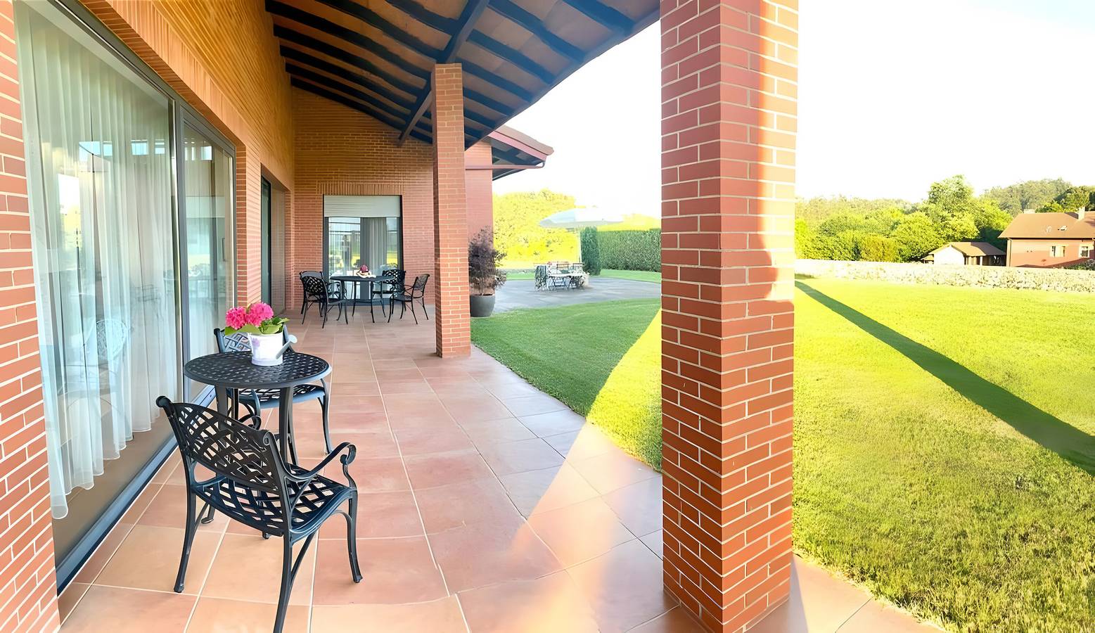 Villa Monasterio a tan solo 15 minutos de Santander in Camargo, Costa de Cantabria