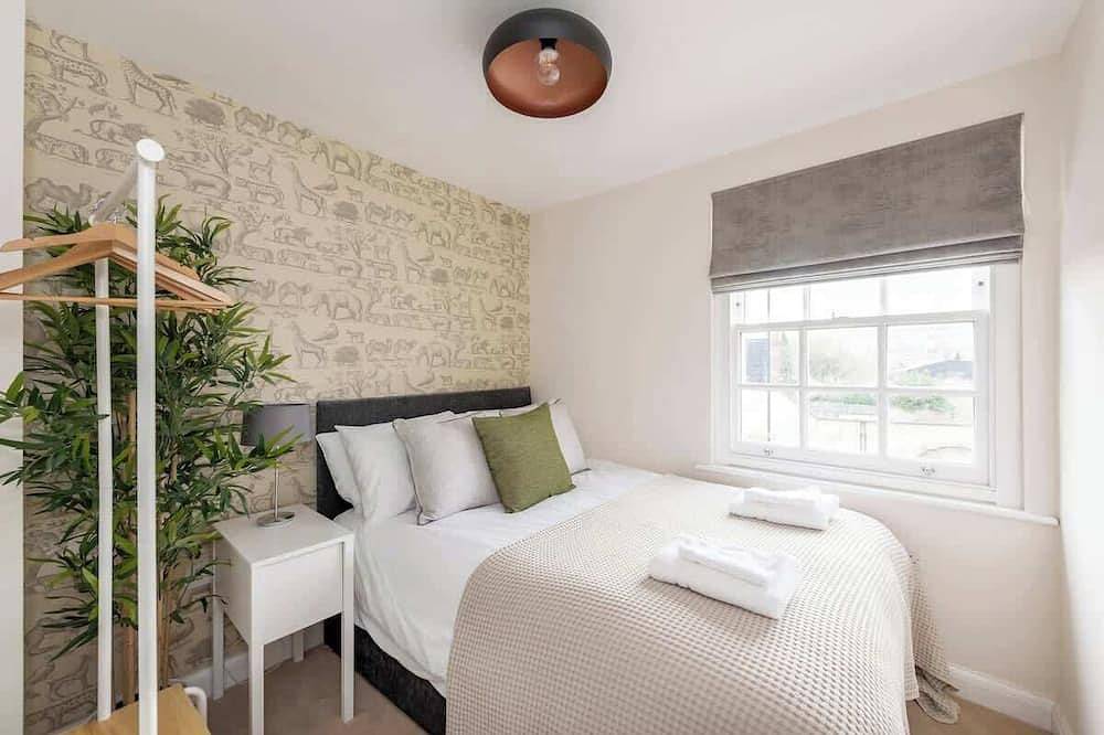 Beautiful 3-bed house in Bath with free parking in Bath, Bath & North East Somerset