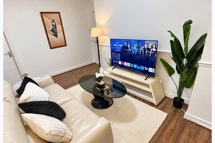 Apartamento vacacional entero, New Apartment - Stay 14 - Parking - TransportLinks in Coventry, Birmingham y alrededores