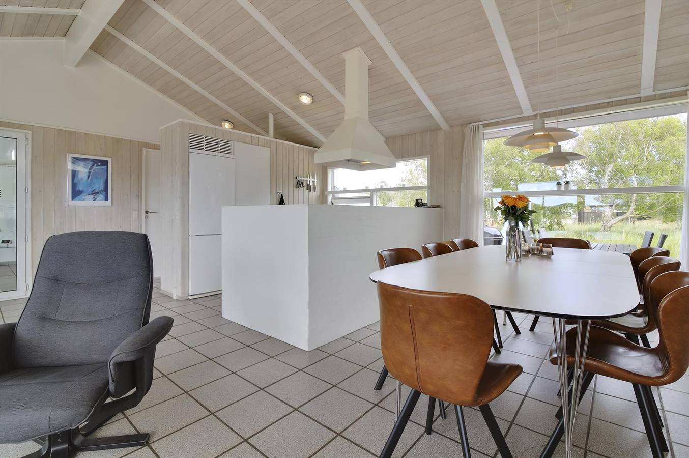 Awesome home in Bindslev w/ Wifi, 4 Bedrooms and Indoor swimming pool in Tversted, Tannisbucht