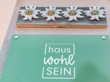 Ferienwohnung für 2 Personen, mit Garten, kinderfreundlich in Schoppernau