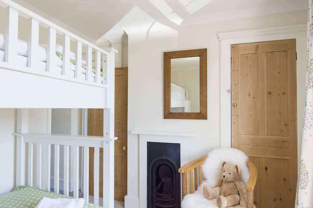 Luxury family by the sea on the South Downs in Seaford, East Sussex