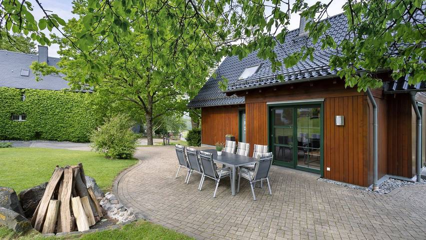 Ferienhaus für 7 Personen, mit Garten im Sauerland - 2