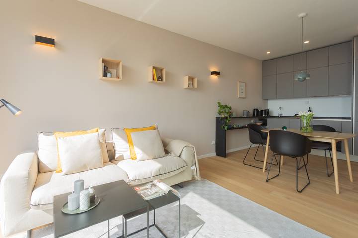 Gîte pour 3 personnes, avec vue sur le lac ainsi que piscine et terrasse dans Nesso - 3