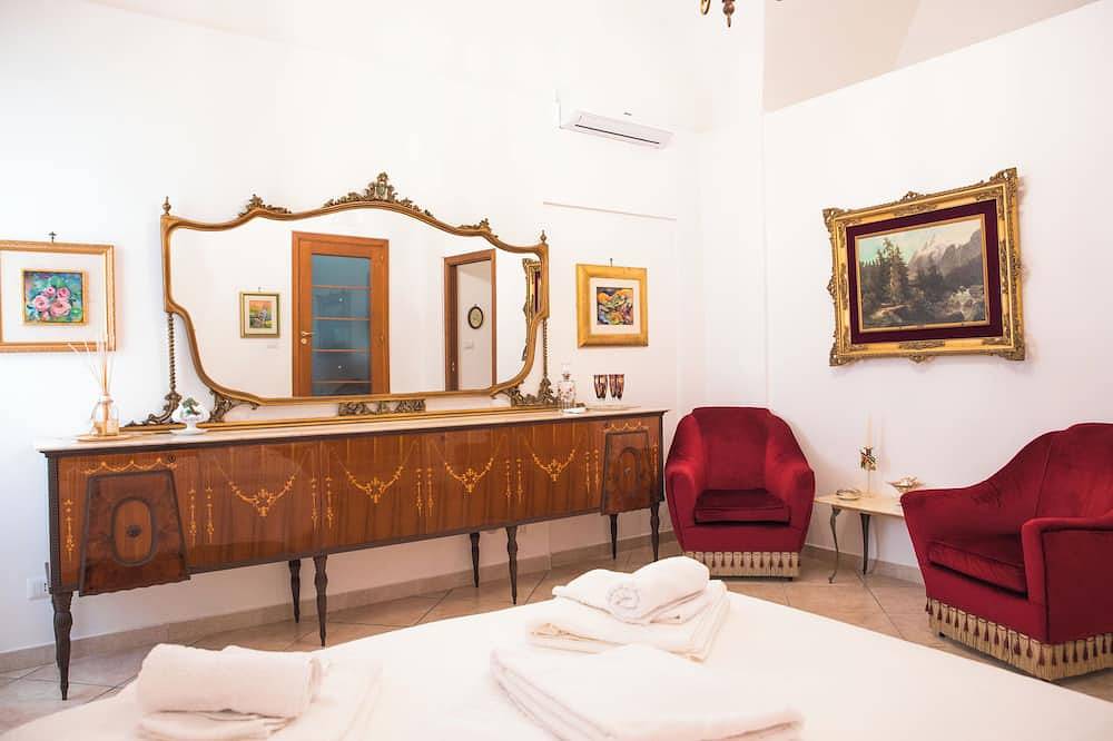 Appartamento intero, Casa di 64 mq a piano terra e a soli 50 mt dal centro, a due passi dal mare! in Mola di Bari, Provincia di Bari