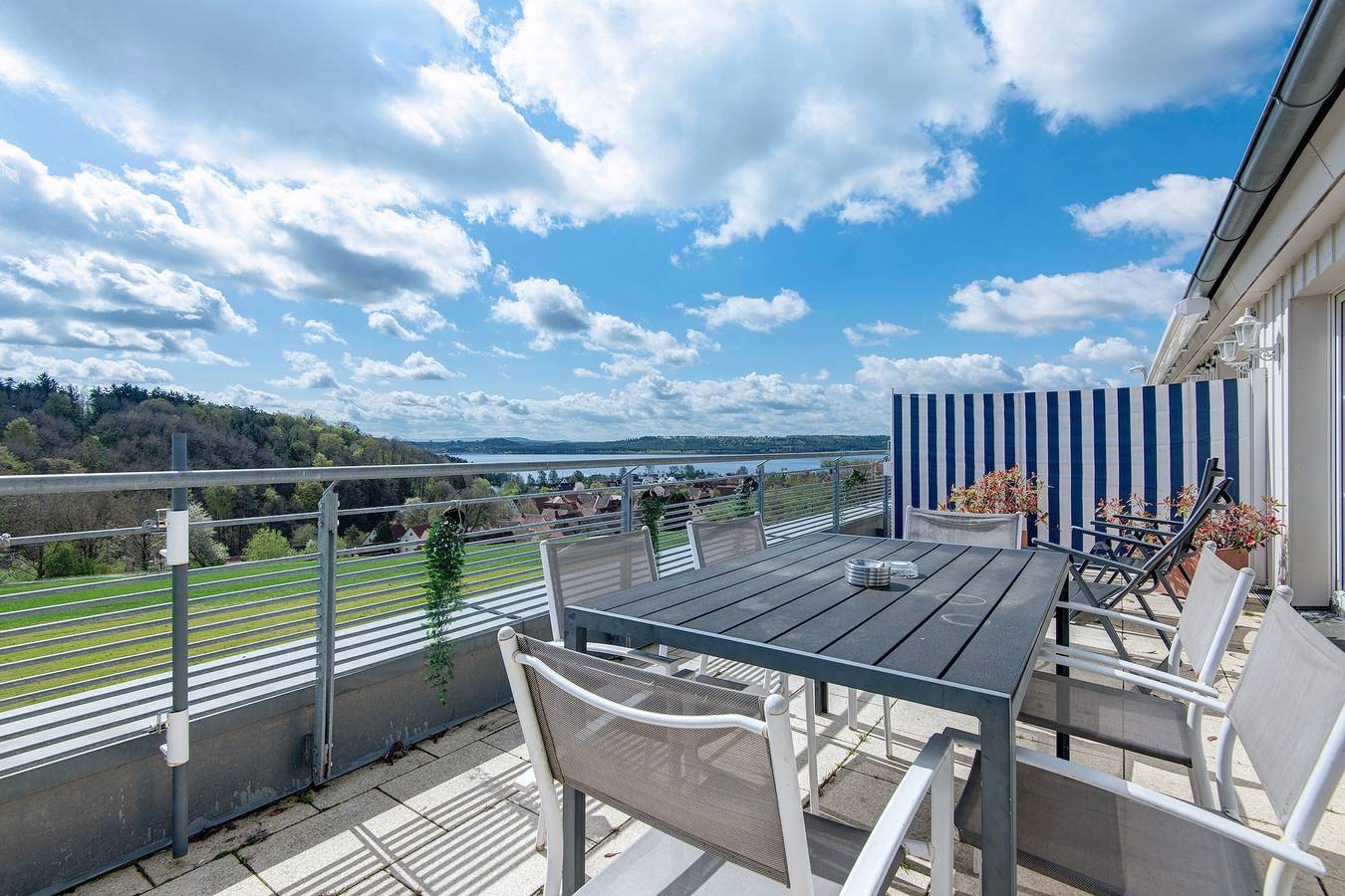 Ganze Wohnung, Familien-Apartment mit Seeblick in Enderndorf am See, Spalt