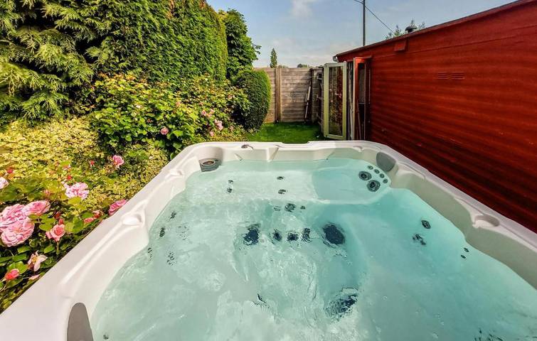 Location de vacances pour 8 personnes, avec jardin à Plouégat-Moysan - 3