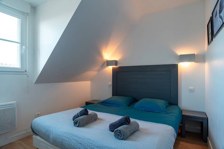 Location de vacances pour 6 personnes, avec terrasse et piscine à Saint-Nic - 3