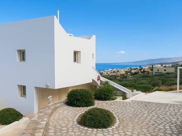 Bungalow für 10 Personen, mit Garten und Terrasse sowie Meerblick, mit Haustier auf Kreta