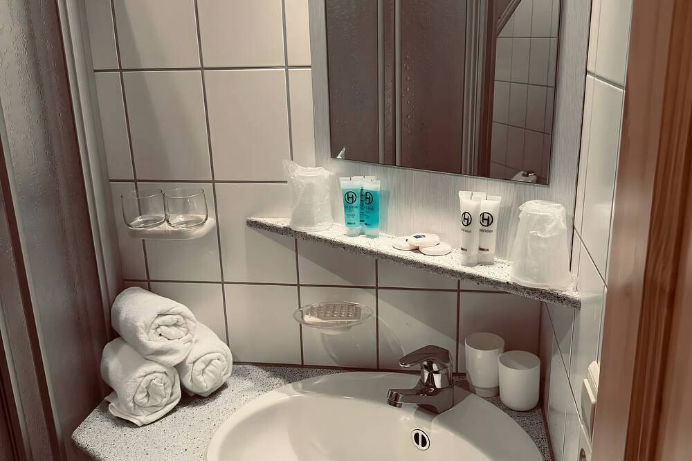 Ganze Wohnung, 'Ferienwohnung mit Bergblick 1' mit Balkon und Wlan in Suedlicher Schwarzwald, Wieden