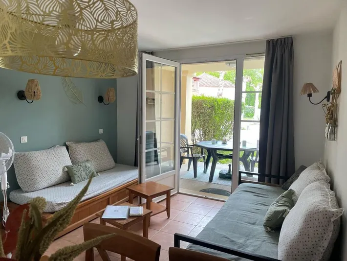 Apartamento de vacaciones para 5 personas, con jacuzzi además de jardín y piscina - 1