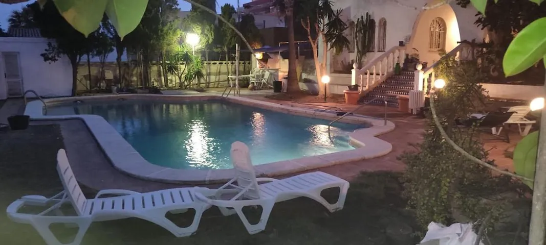 Apartamento de vacaciones para 2 personas, con piscina y jardín - 1