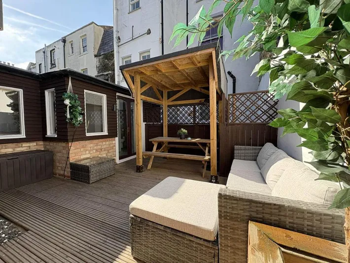 Albergue para 3 personas, con jardín - 1