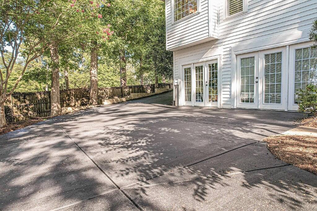 Relaxing Waterfront w/ Dock, Easy Drive, On the Lake in Lake Oconee