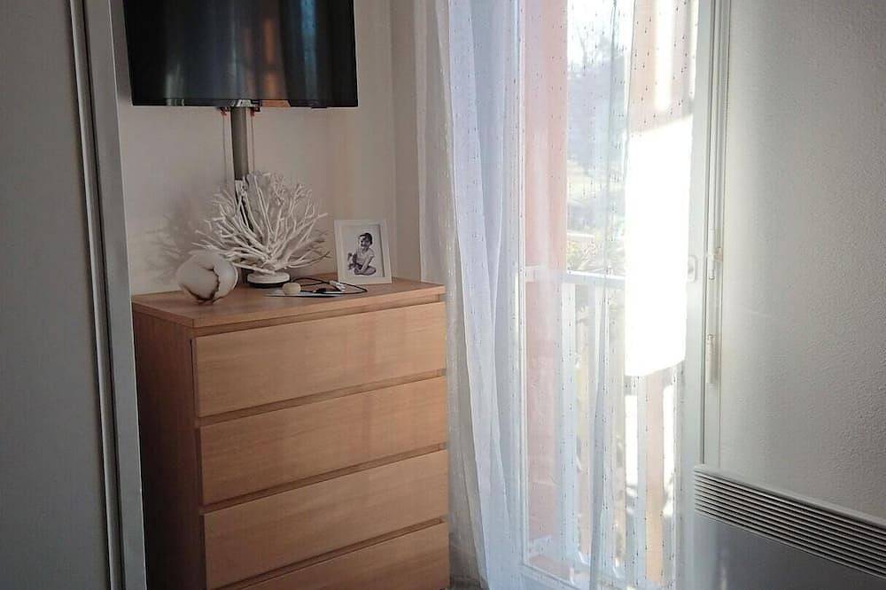 Entire apartment, Homerez - Apartment in Dax with pool. in Dax, Dax region