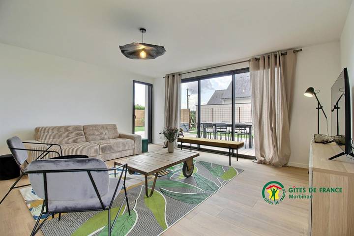 Gîte pour 10 personnes, avec jardin ainsi que jacuzzi et terrasse à Baden (France) - 4