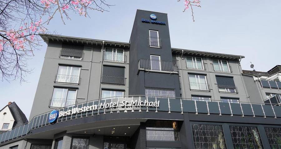 Hotel für 3 Personen, mit Terrasse und Sauna in Morbach
