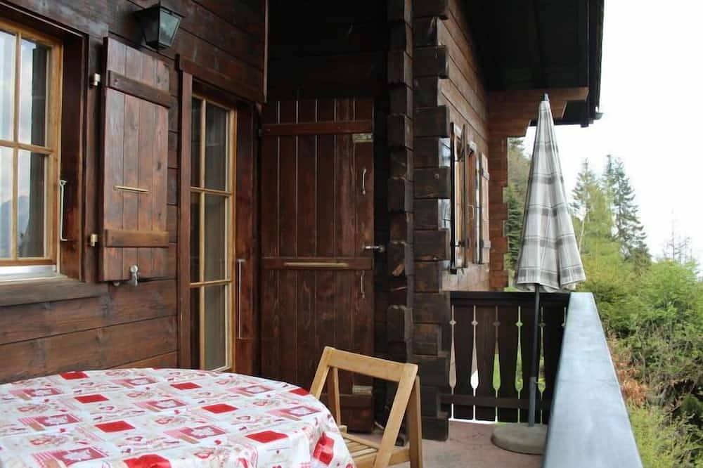 Chalet Les Pitchounes by Interhome in Gruyères, Kanton Freiburg