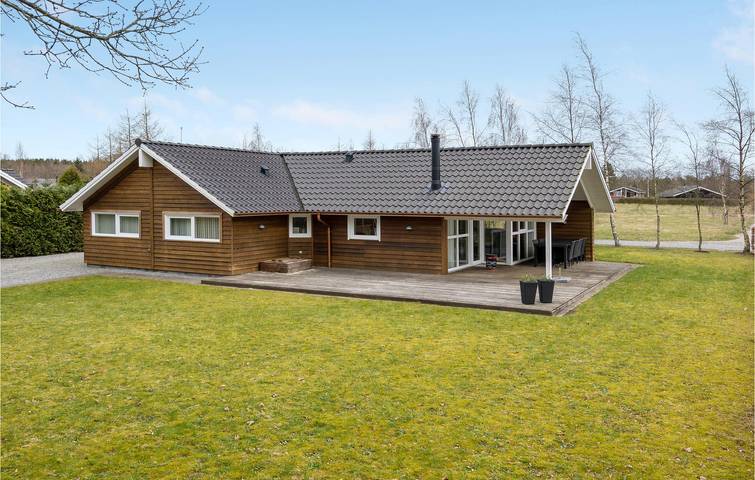 Ferienhaus für 8 Personen mit Garten in Hovborg, Vejen