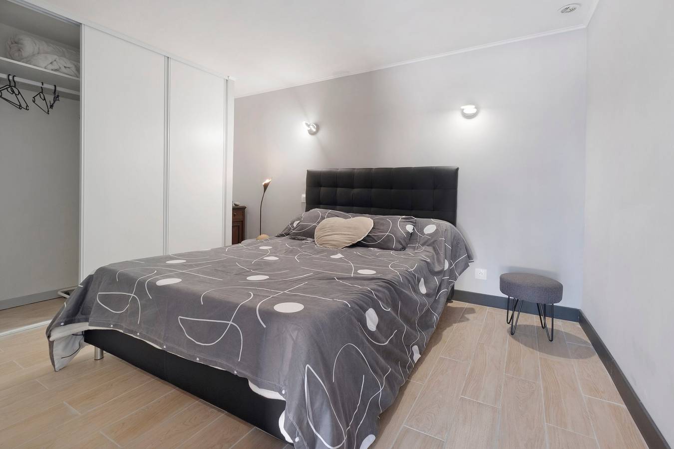Appartement 'Le Repaire De Belette' met Privéterras, Gedeelde Tuin en Wi-Fi, foto 9