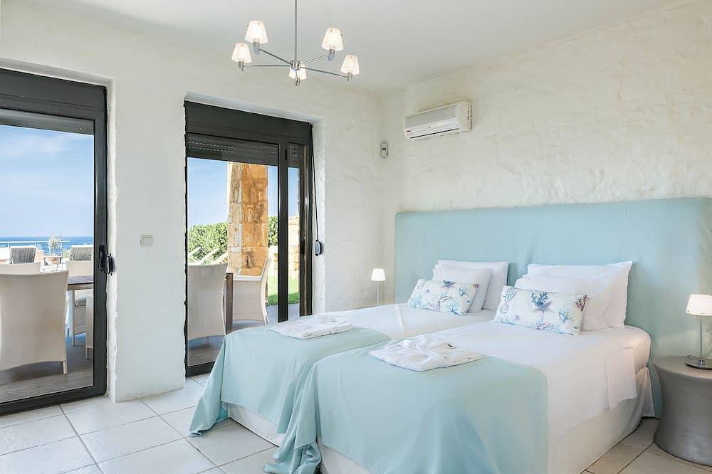 Villa Emilia mit Meerblick in Chorafakia, Akrotiri (Chania)