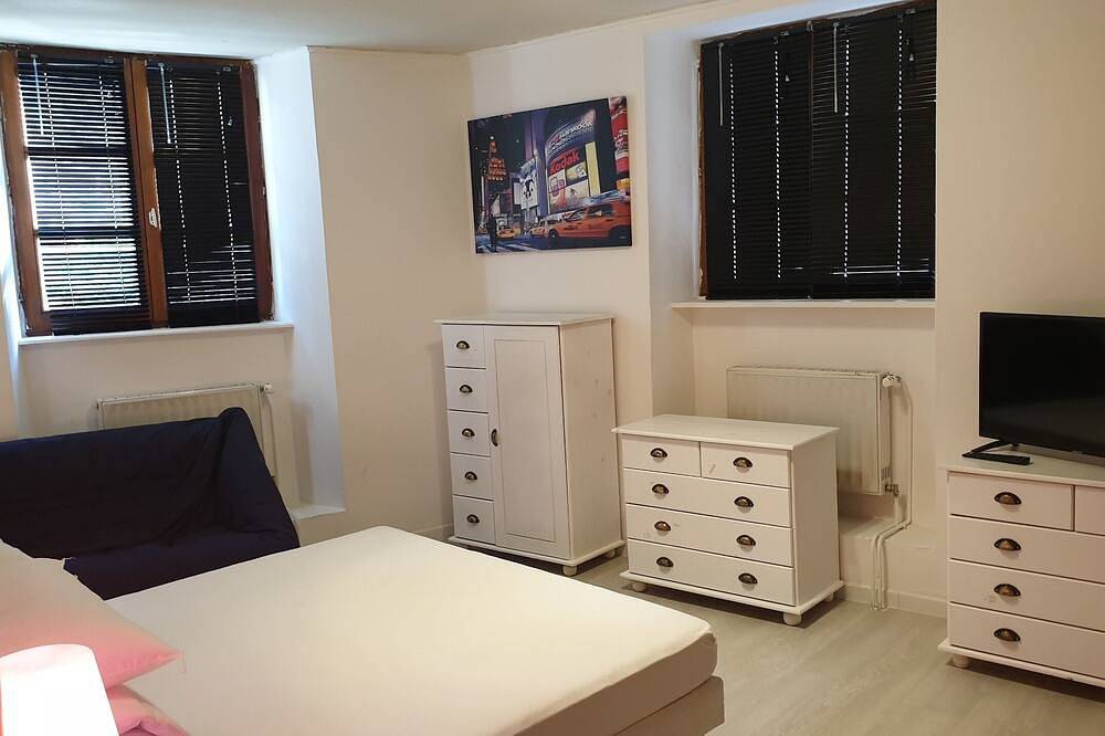 Schönes Haus mit privatem aus dem Jahr 1568 \"Jacuzzi\" für 4 bis 30 Pro in Riquewihr, Regionaler Naturpark Belchen der Vogesen